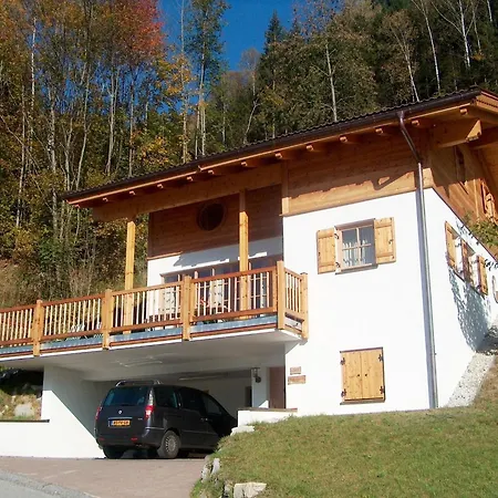Quiet With Sauna In Koenigsleiten * Wald im Pinzgau
